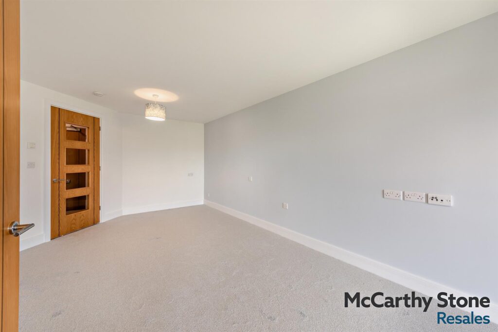 Martello Court, Jevington Gardens, Eastbourne, East Sussex, BN21 4SD