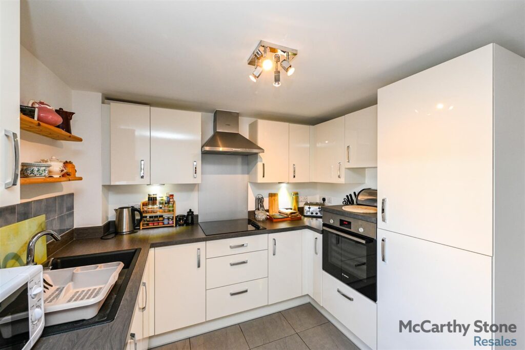 Eastland Grange, 16 Valentine Road, Hunstanton, Norfolk, PE36 5FA