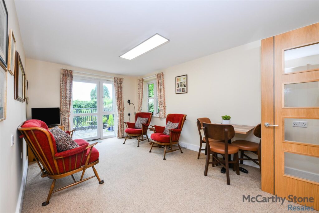 Stewart Court, High Street, Epping, CM16 4FJ