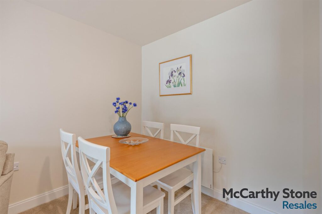 Weavers House, Highgate Hill, Hawkhurst, TN18 4FH