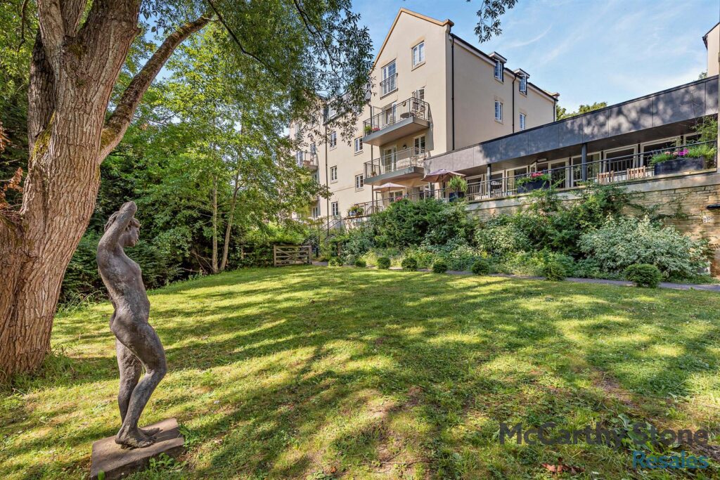 Lambrook Court, Gloucester Road, Larkhall, Bath