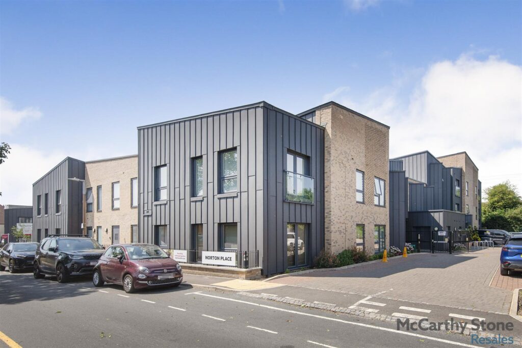 Norton Place, Icknield Way, Baldock SG7 5AN