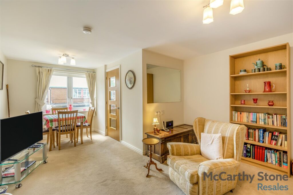 Thomas Court, Marlborough Road, Cardiff, Glamorgan, CF23 5EZ