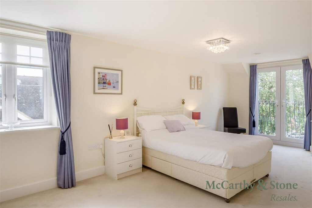 Victoria Gardens. Reglan Road, Frinton-On-Sea, Essex, CO13 9FA