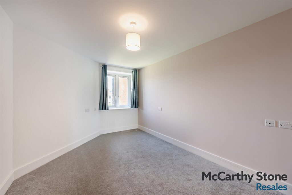 Martello Court, Jevington Gardens, Eastbourne, East Sussex, BN21 4SD