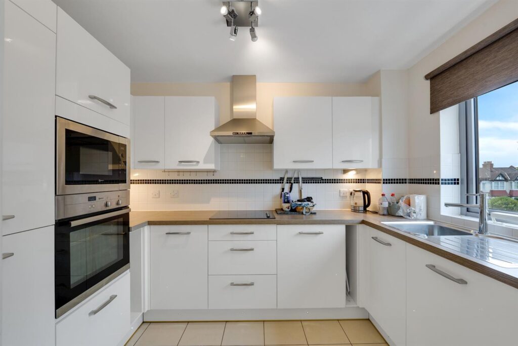 Kingston Road, Raynes Park, London, SW20 8DA