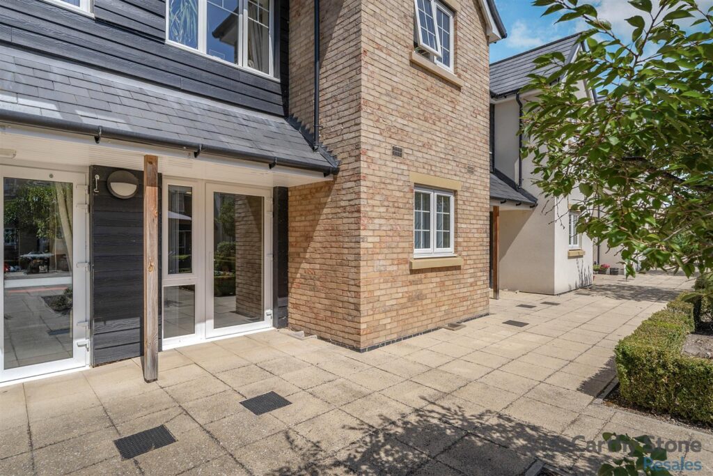 Roslyn Court, Lisle Lane, Ely, Cambridgeshire, CB7 4FA