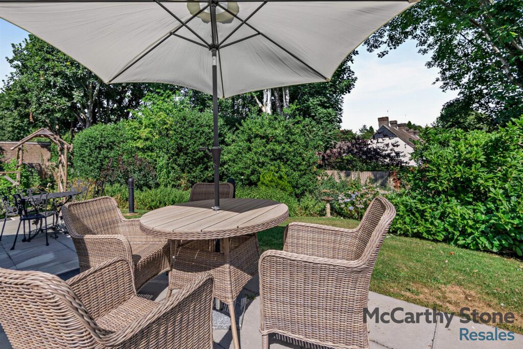 Portman Court, Grange Road, Uckfield, East Sussex, TN22 1FD