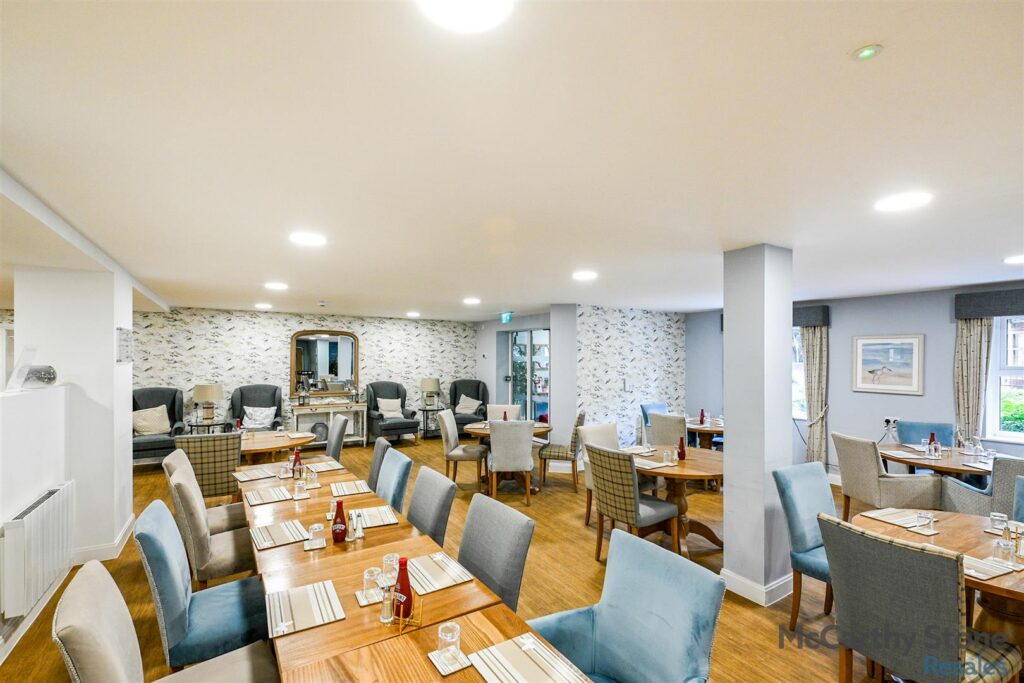 Eastland Grange, 16 Valentine Road, Hunstanton, Norfolk, PE36 5FA