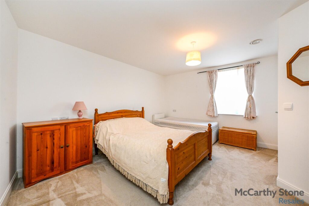 Eastland Grange, 16 Valentine Road, Hunstanton, Norfolk, PE36 5FA