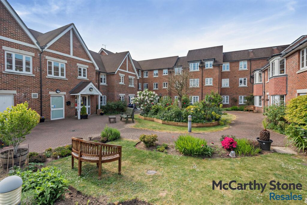 Clarence Court, Clarence Road, Horsham, West Sussex, RH13 5TS