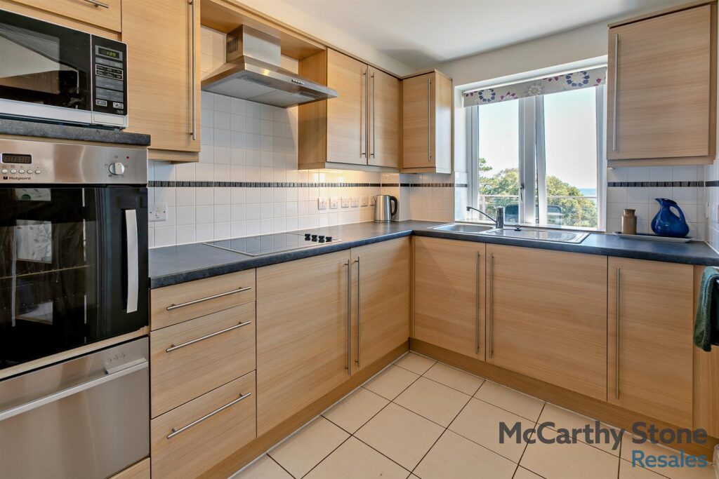 Roswell Court, Douglas Avenue, Exmouth