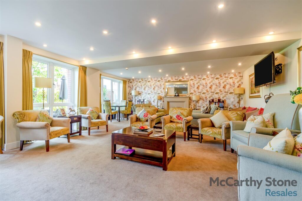 Henshaw Court, Chester Road, Castle Bromwich, Birmingham, West Midlands, B36 0JQ