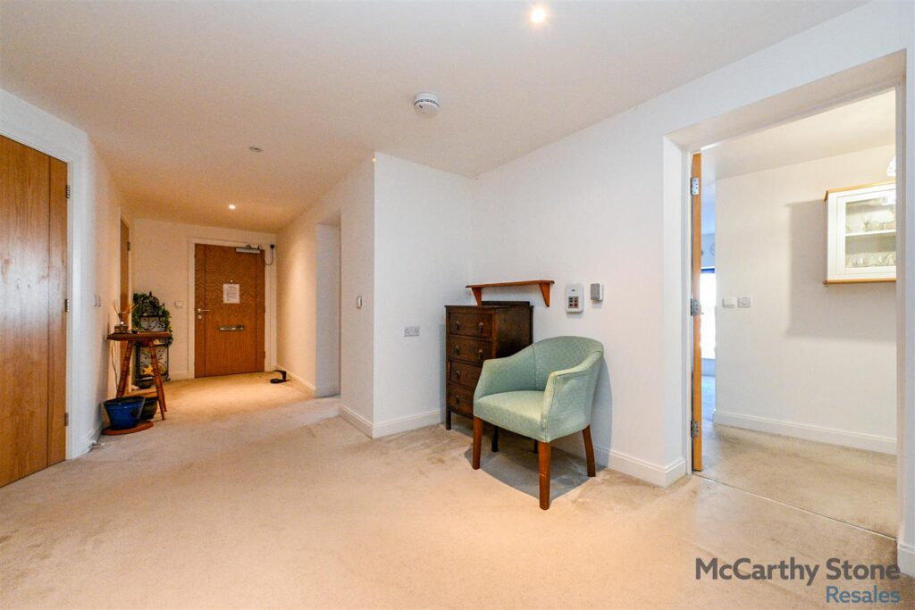 Eastland Grange, 16 Valentine Road, Hunstanton, Norfolk, PE36 5FA