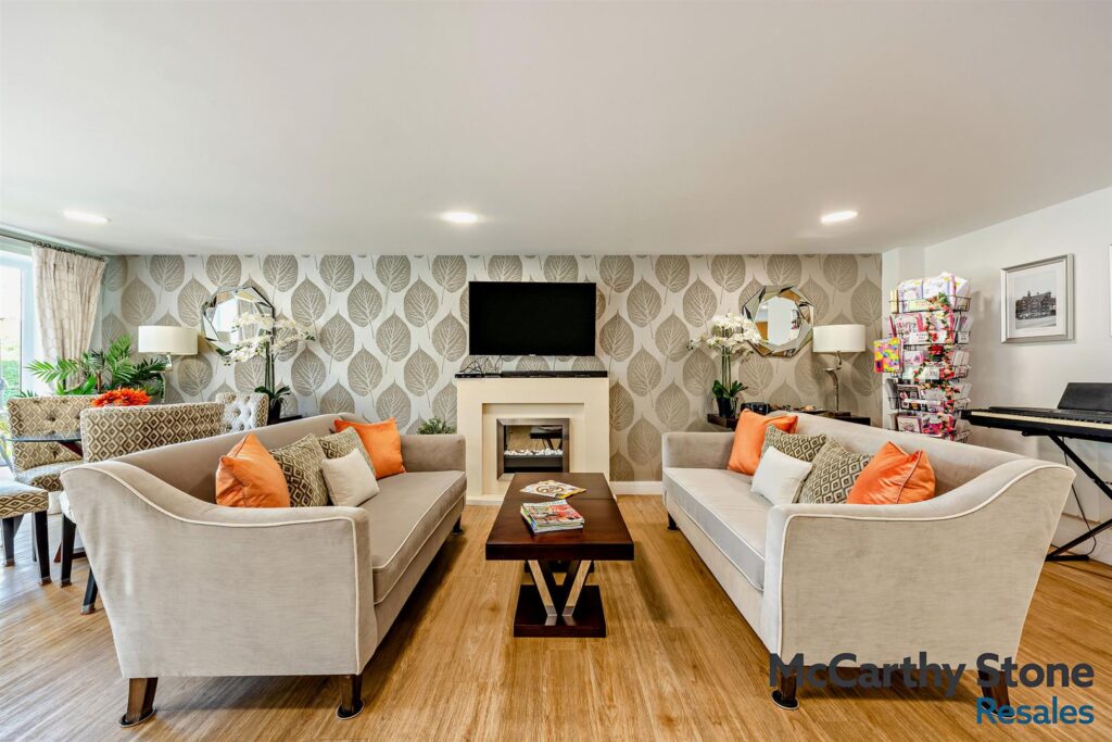 Oak Tree Court, Smallhythe Road, Tenterden, Kent, TN30 7EQ