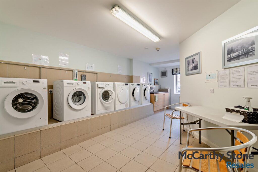 1 Barnes Wallis Court, Charles Briggs Ave, Howden