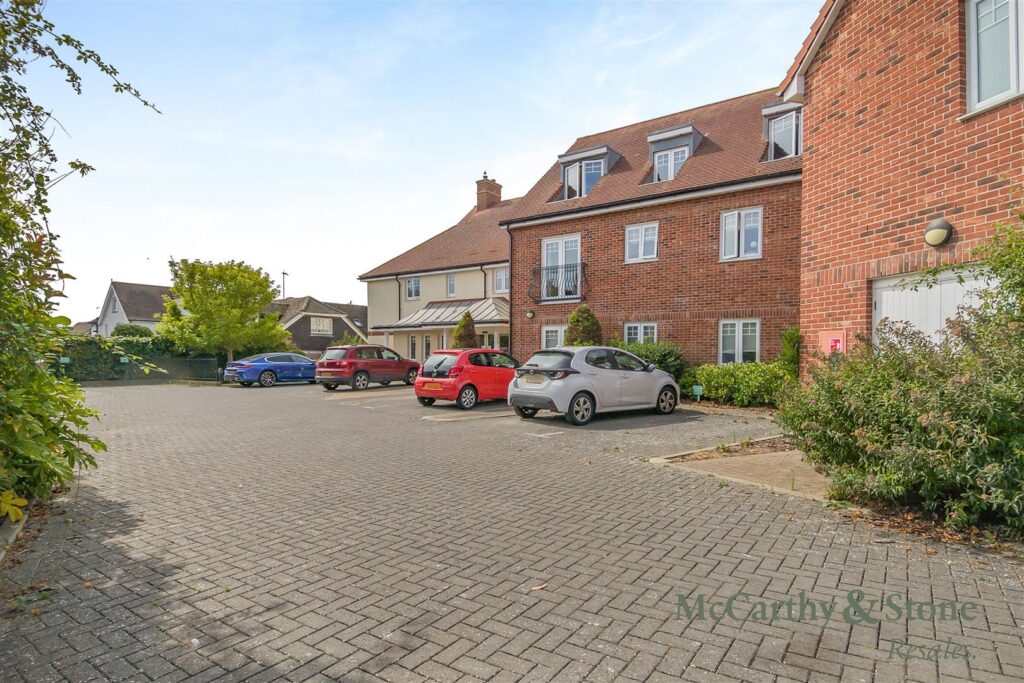 Victoria Gardens. Reglan Road, Frinton-On-Sea, Essex, CO13 9FA
