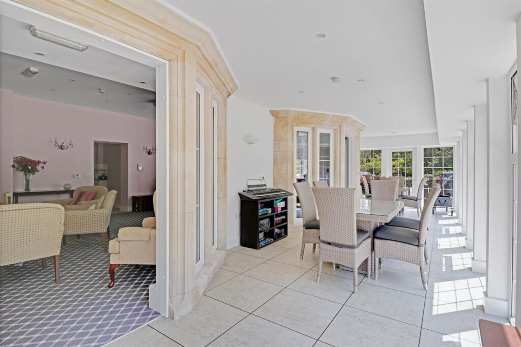 Faulkner House, Chislehurst, BR7 6FA