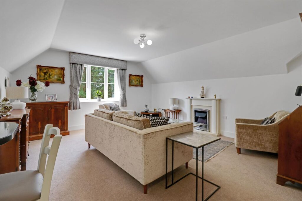 Faulkner House, Chislehurst, BR7 6FA