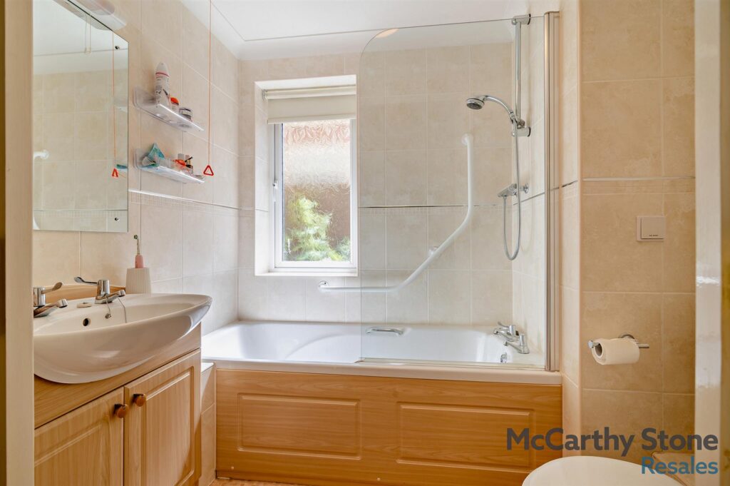Fussells Court, Station Road, Worle, Weston-Super-Mare