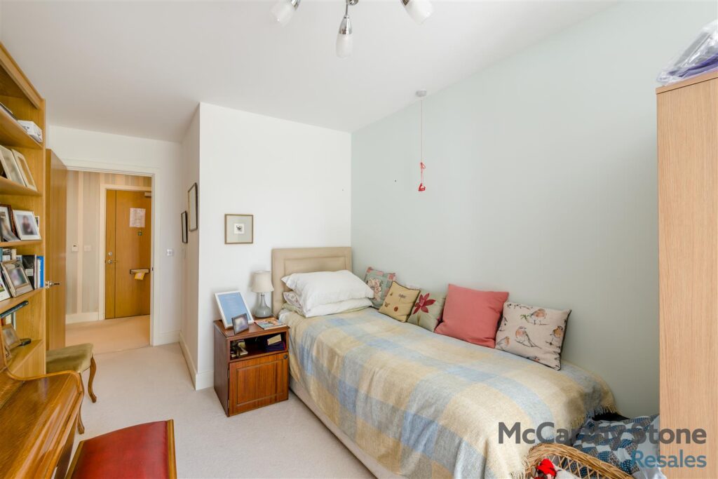 Peel Court, College Way, Welwyn Garden City, Hertfordshire, AL8 6DG