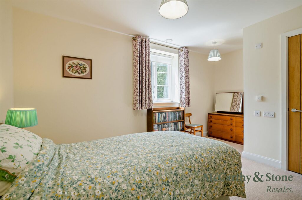 Lambrook Court, Gloucester Road, Larkhall, Bath