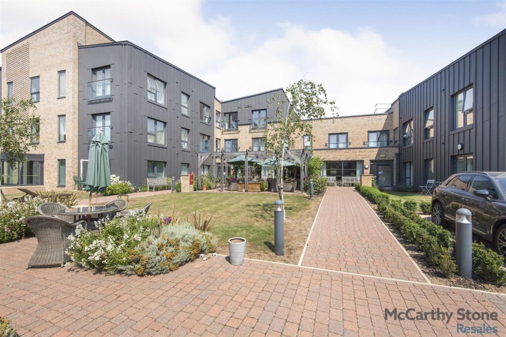 Norton Place, Icknield Way, Baldock SG7 5AN