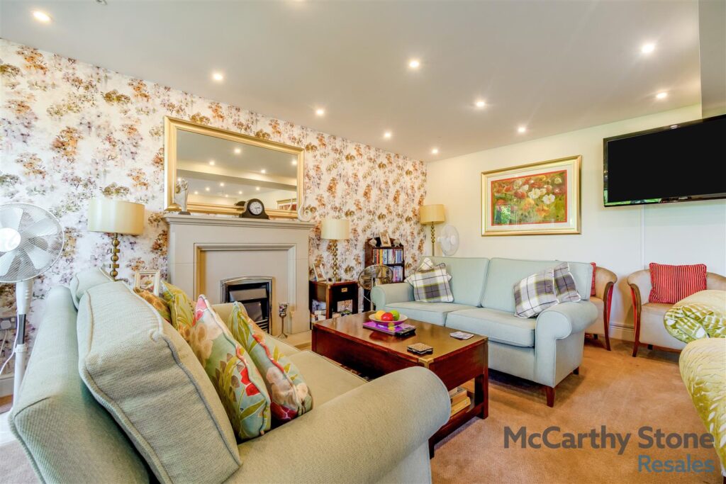 Henshaw Court, Chester Road, Castle Bromwich, Birmingham, West Midlands, B36 0JQ