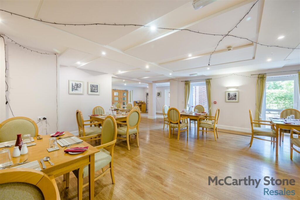 Peel Court, College Way, Welwyn Garden City, Hertfordshire, AL8 6DG