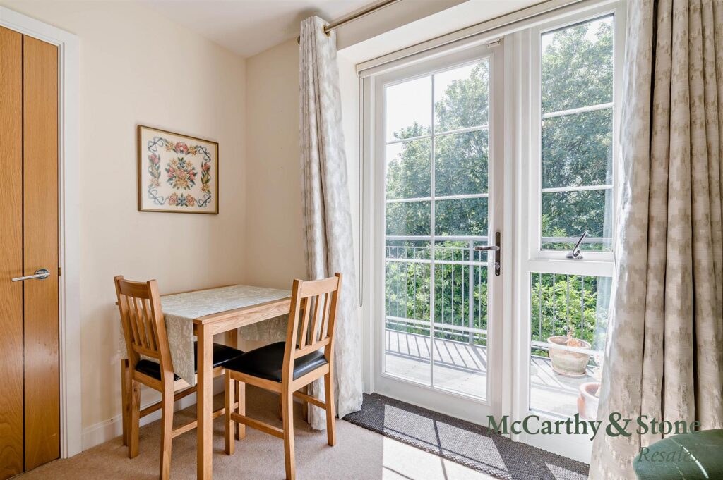Lambrook Court, Gloucester Road, Larkhall, Bath