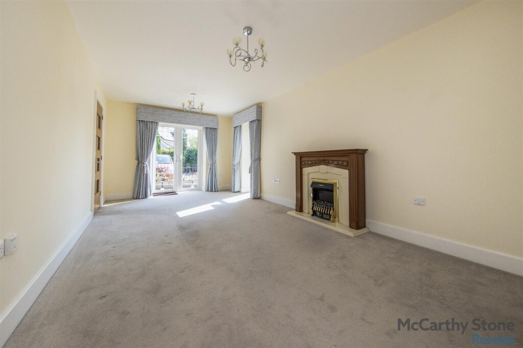Victoria Gardens. Raglan Road, Frinton-On-Sea, Essex, CO13 9FA