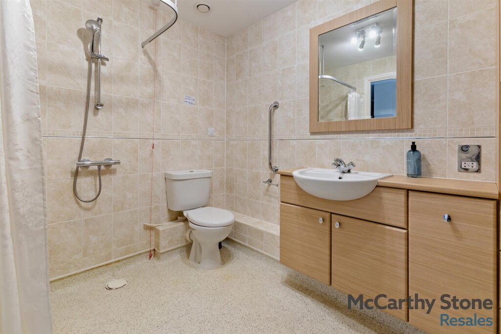 Roswell Court, Douglas Avenue, Exmouth
