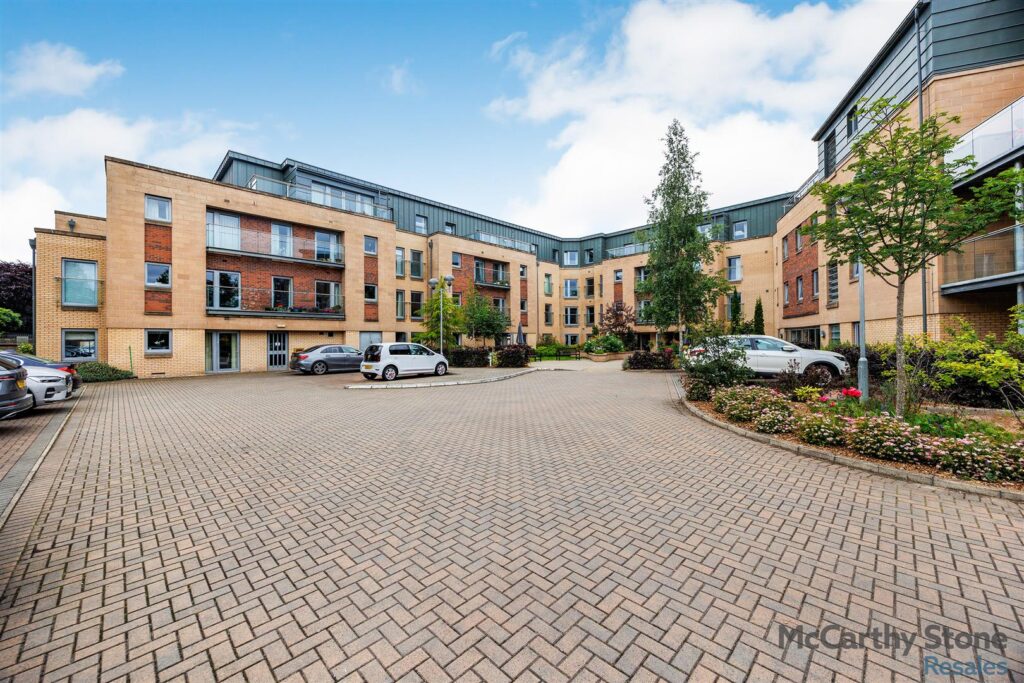 Lyle Court, 25 Barnton Grove, Edinburgh