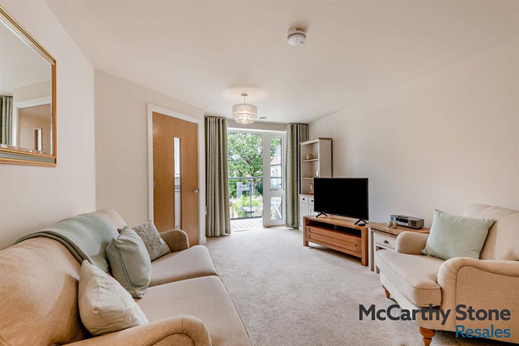 Weavers House, Highgate Hill, Hawkhurst, TN18 4FH