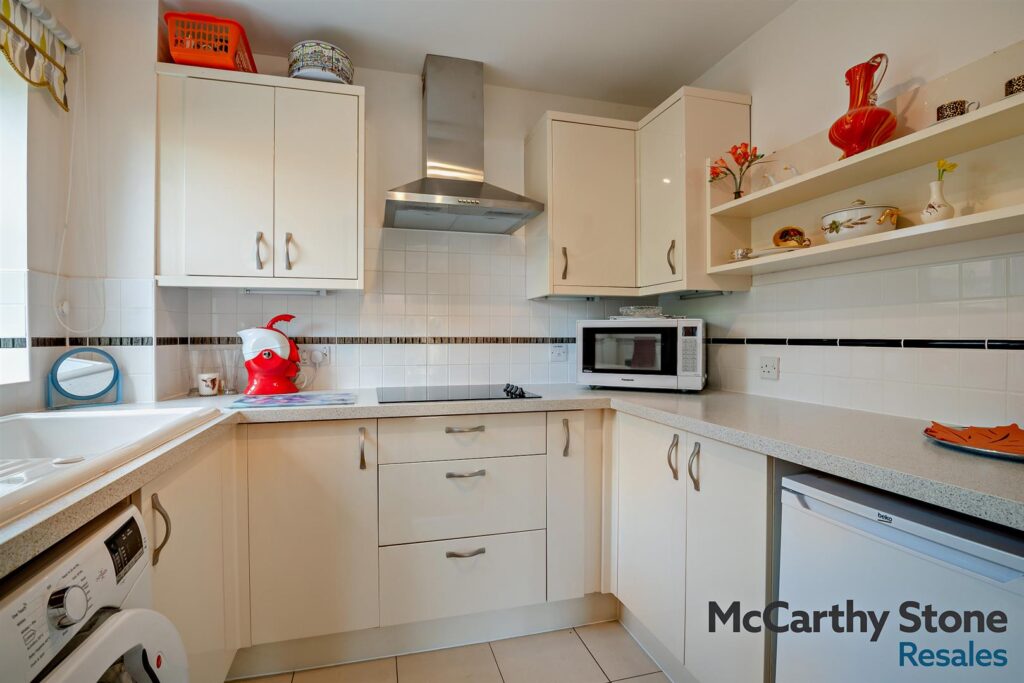 1 Barnes Wallis Court, Charles Briggs Ave, Howden