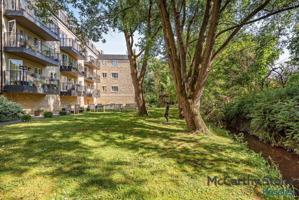 Lambrook Court, Gloucester Road, Larkhall, Bath