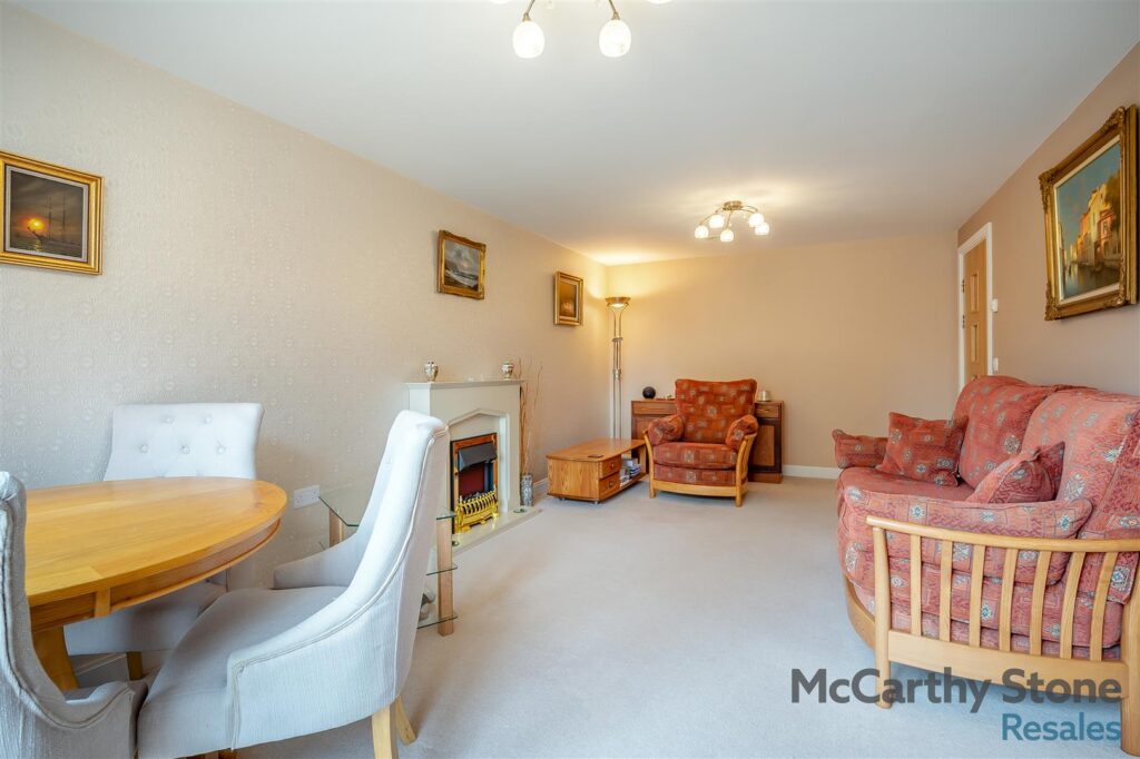 Brueton Place, 218 – 220 Blossomfield Road, Solihull, West Midlands, B91 1PT