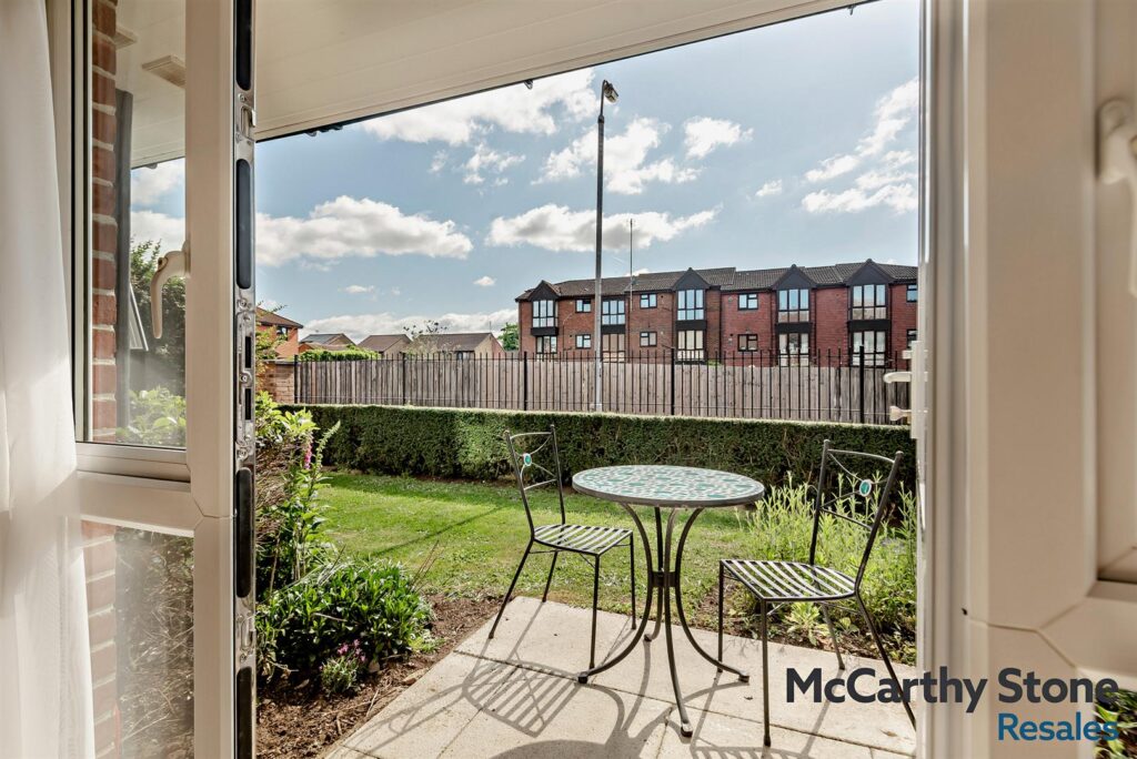 Clarence Court, Clarence Road, Horsham, West Sussex, RH13 5TS