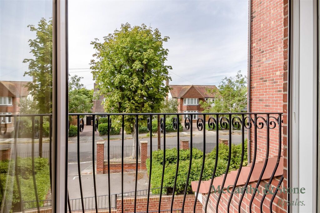 Victoria Gardens. Reglan Road, Frinton-On-Sea, Essex, CO13 9FA