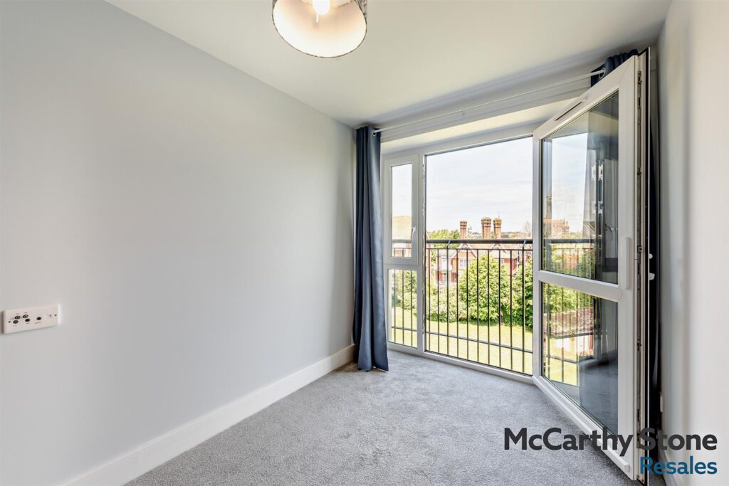 Martello Court, Jevington Gardens, Eastbourne, East Sussex, BN21 4SD