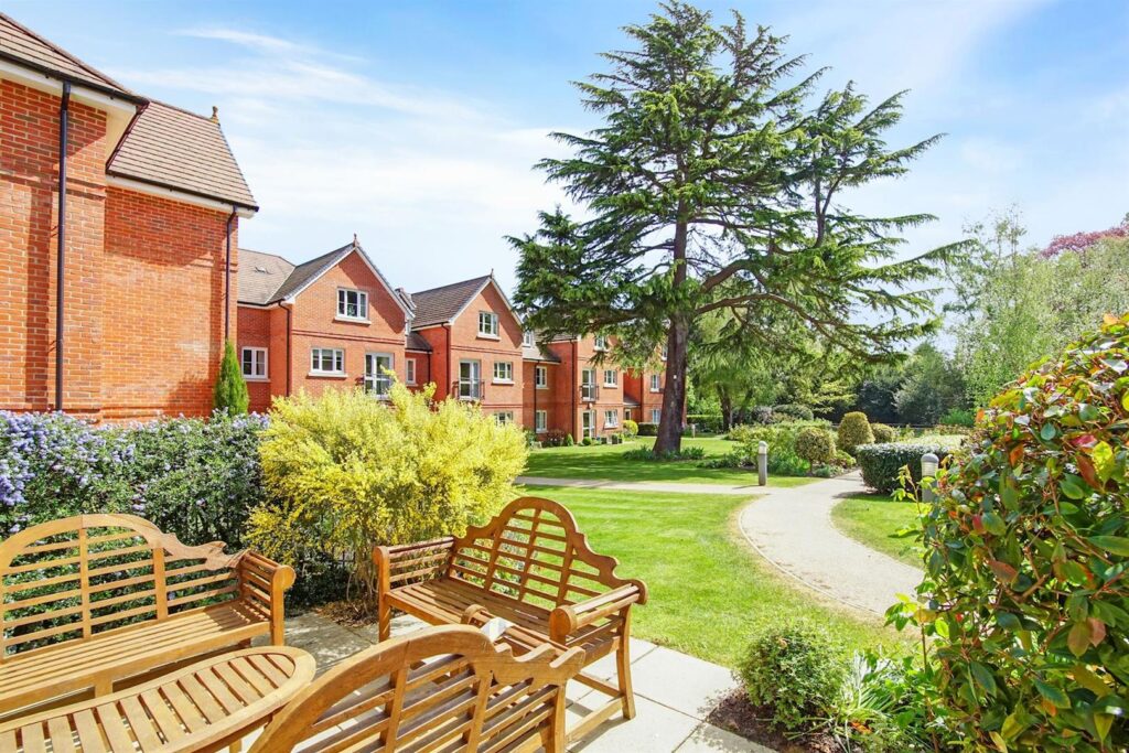 Faulkner House, Chislehurst, BR7 6FA