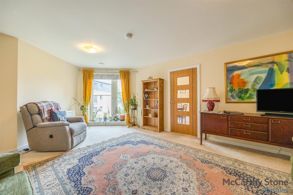 Lyle Court, 25 Barnton Grove, Edinburgh