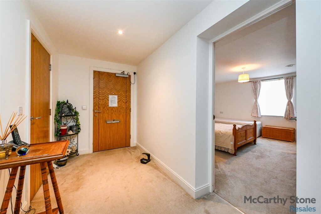Eastland Grange, 16 Valentine Road, Hunstanton, Norfolk, PE36 5FA