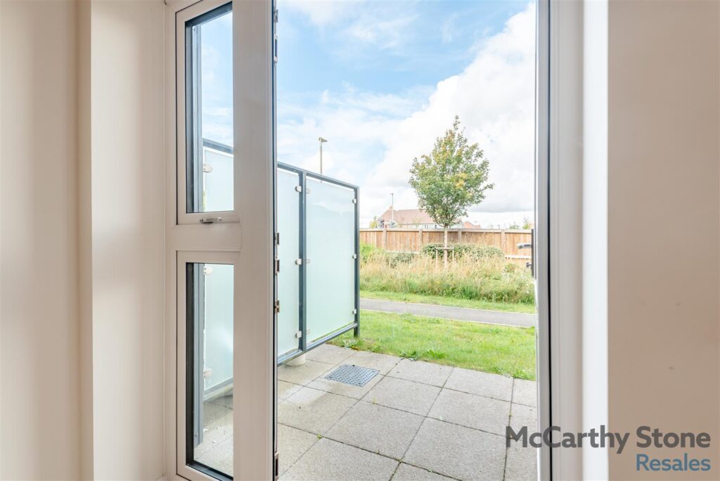 Island View, Basingstoke, RG23 7GU
