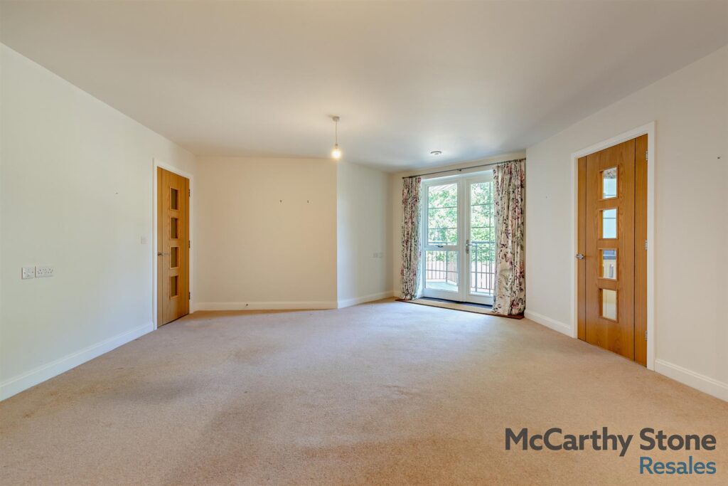 Lambrook Court, Gloucester Road, Larkhall, Bath