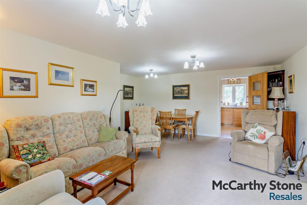 Smithson Court, Top Lane, Copmanthorpe, York, YO23 3AA