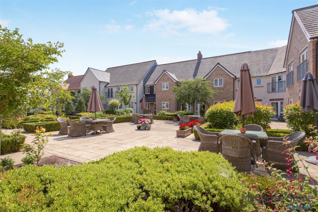 Roslyn Court, Lisle Lane, Ely, Cambridgeshire, CB7 4FA