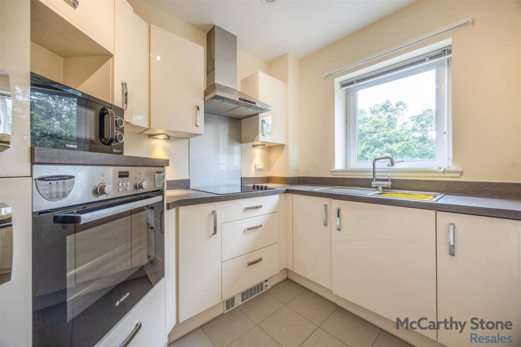 Tantallon Court, Heugh Road, North Berwick