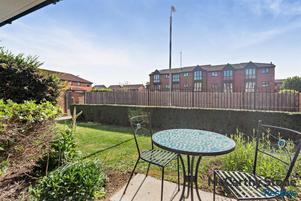 Clarence Court, Clarence Road, Horsham, West Sussex, RH13 5TS