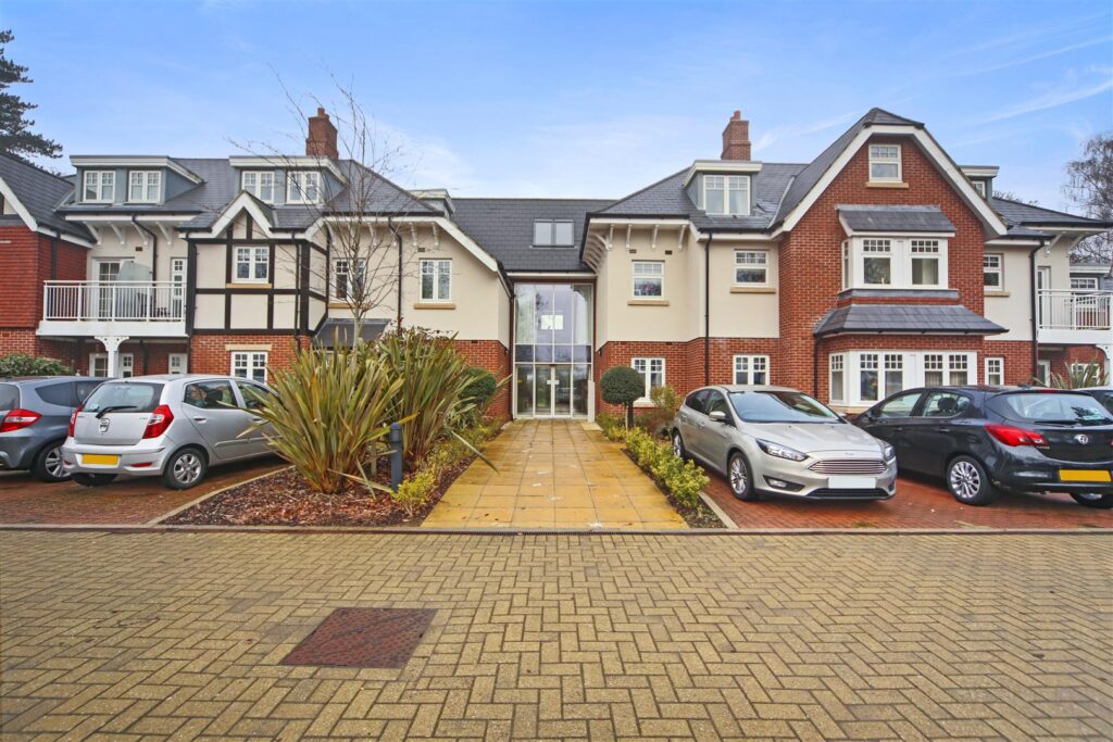 Brueton Place, 218 – 220 Blossomfield Road, Solihull, West Midlands, B91 1PT